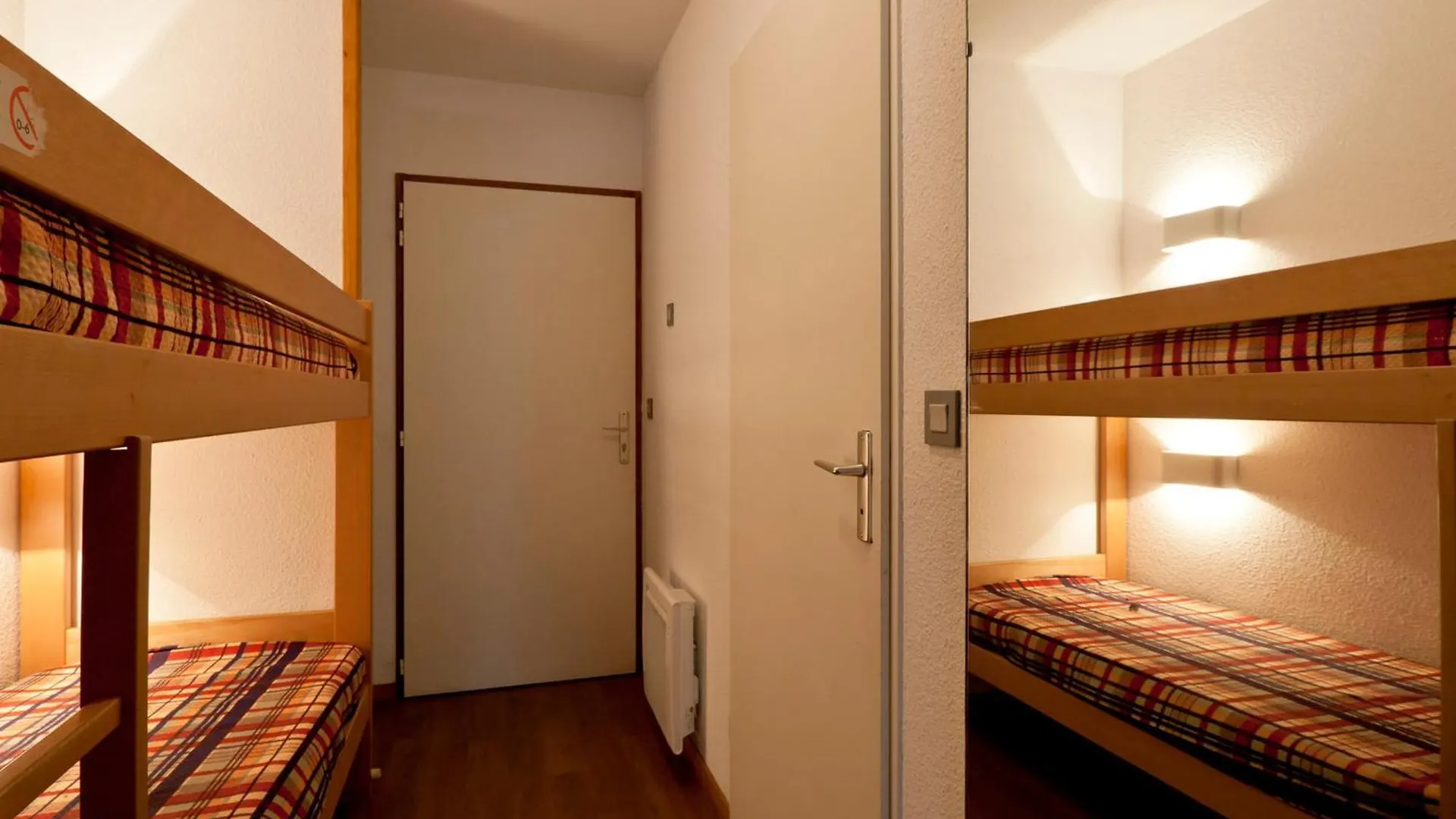 Studio Avec Balcon En Centre-Ville, Proche Telecabine Et Thermes A Brides-Les-Bains - Fr-1-512-14 France